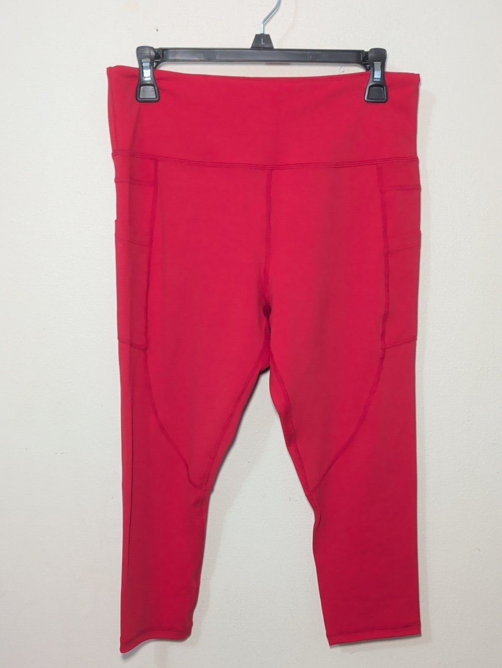Zyia Active Red Light N Tight Pocket Leggings Capri 22" Inseam Women's Size 12
